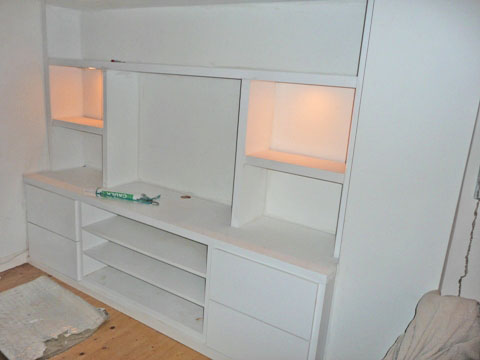 London shelves